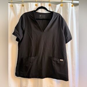 Figs Women’s Casma Black Scrub Top